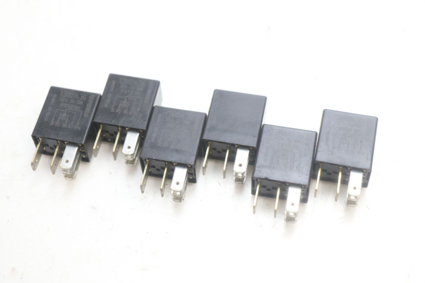 photo de RELAIS PIAGGIO MP3 HPE 530 (2022 - 2026) - Hauptansicht