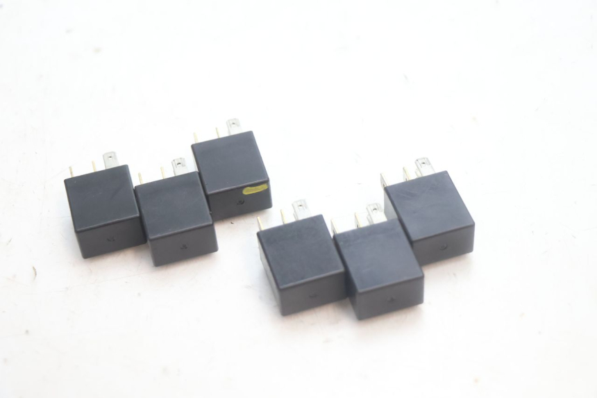 photo de RELAIS PIAGGIO MP3 HPE 530 (2022 - 2026) - Alternative Perspektive