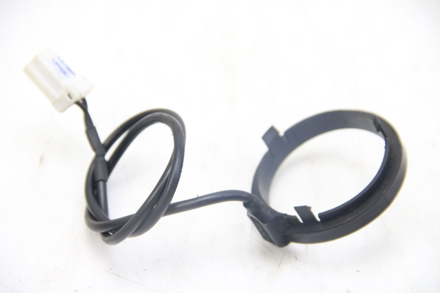 photo de ELEKTRISCHE RELAIS PIAGGIO MP3 125 (2006 - 2014) - Hauptansicht