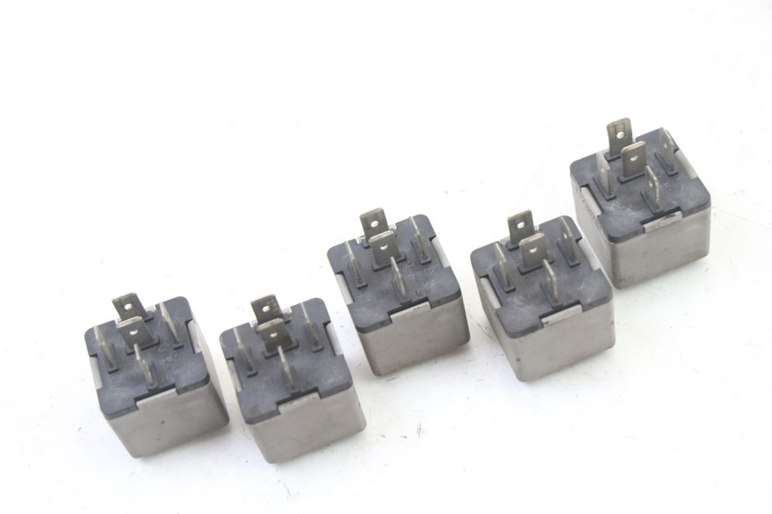 photo de ELEKTRISCHES RELAIS PIAGGIO MP3 500 (2011 - 2015) - Zoom auf Gebrauchszustand