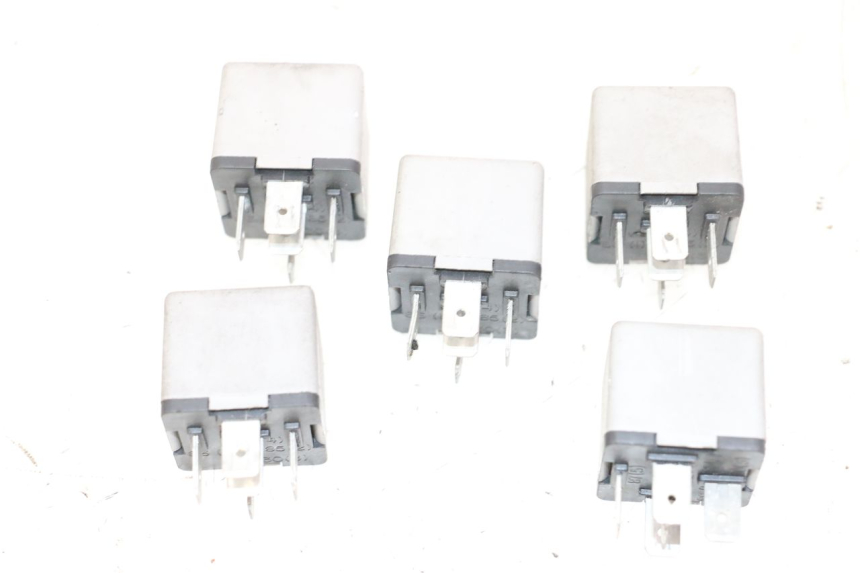 photo de ELEKTRISCHE RELAIS PIAGGIO MP3 500 (2014 - 2017) - Zoom auf Gebrauchszustand