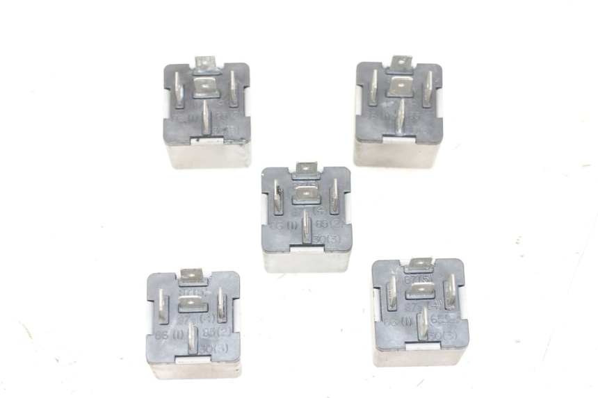 photo de ELEKTRISCHE RELAIS PIAGGIO MP3 500 (2014 - 2017) - Alternative Perspektive