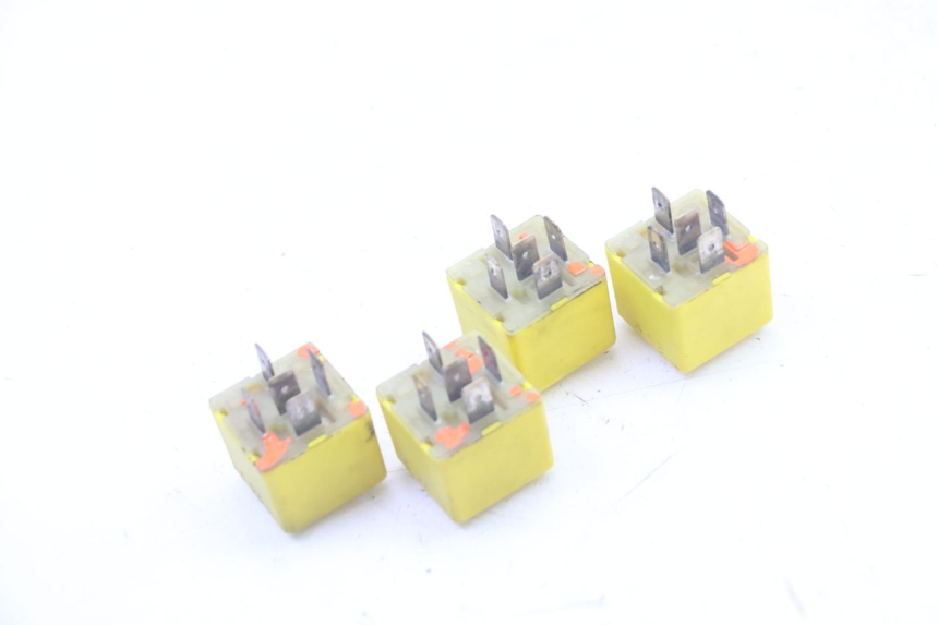 photo de ELEKTRISCHE RELAIS PIAGGIO MP3 RL 250 (2006 - 2010) - Zoom auf Gebrauchszustand