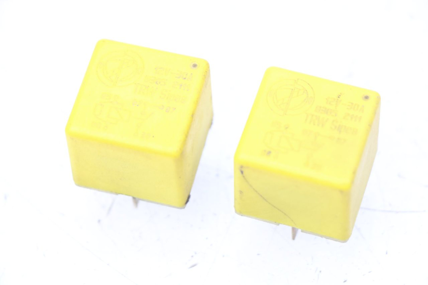 photo de ELEKTRISCHES RELAIS GILERA NEXUS 125 (2009 - 2013) - Zoom auf Gebrauchszustand