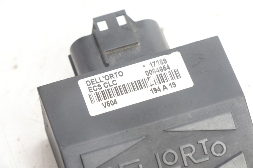 photo de ELEKTRISCHE RELAIS JM MOTORS OLDIES 4T 50 (2010 - 2020) - Detailansicht des Bauteils