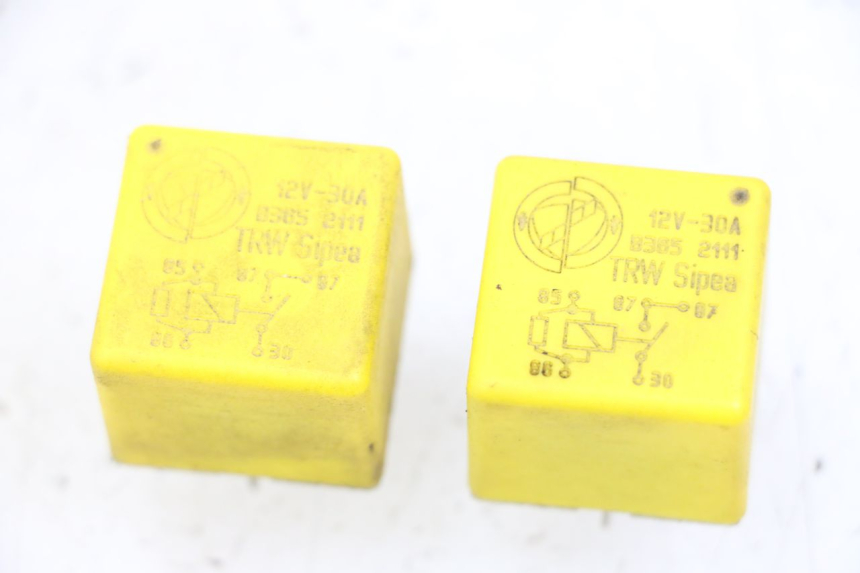 photo de ELEKTRISCHE RELAIS PIAGGIO MP3 125 (2006 - 2014) - Hauptansicht