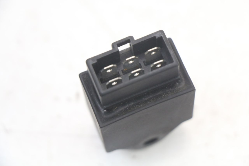 photo de ELEKTRISCHE RELAIS PIAGGIO NEW TYPHOON 50 (2010 - 2017) - Zoom auf Gebrauchszustand