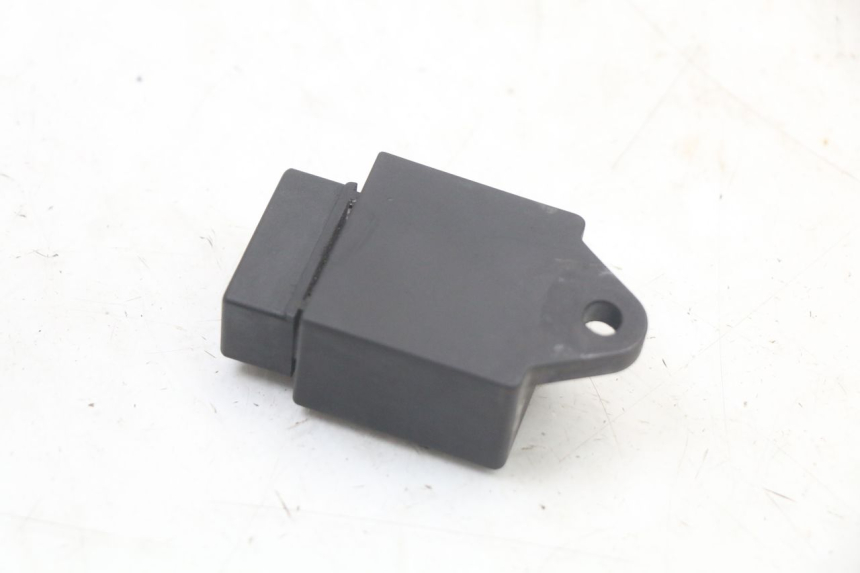 photo de ELEKTRISCHE RELAIS PIAGGIO NEW TYPHOON 50 (2010 - 2017) - Alternative Perspektive