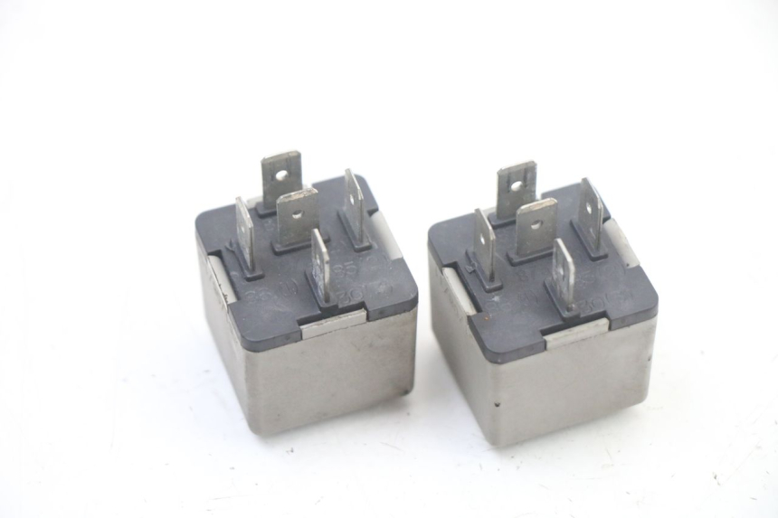 photo de RELAIS PIAGGIO VESPA LX IE 125 (2010 - 2012) - Alternative Perspektive