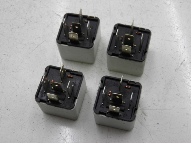 photo de RELAIS PIAGGIO XEVO 400 (2007) - Detailansicht des Bauteils