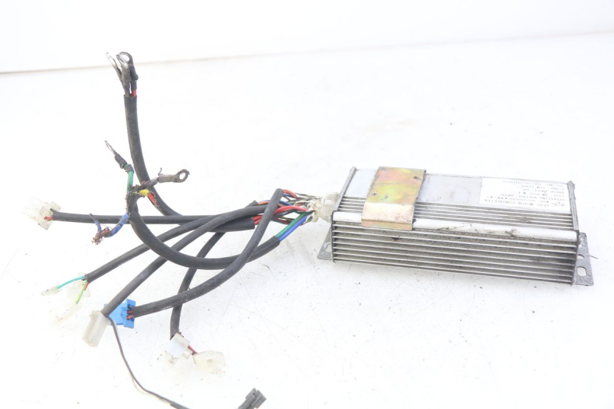 photo de ELEKTRISCHE RELAIS RED ELECTRIC RED E PRO 1 (2017 - 2019) - Zoom auf Gebrauchszustand