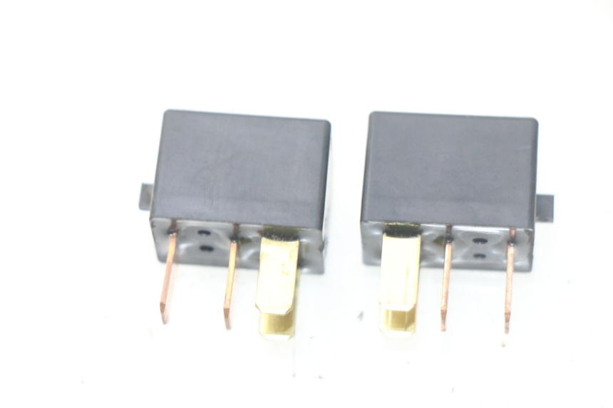 photo de ELEKTRISCHE RELAIS TNT MOTOR ROMA 10' 4T 50 (2019 - 2022) - Detailansicht des Bauteils