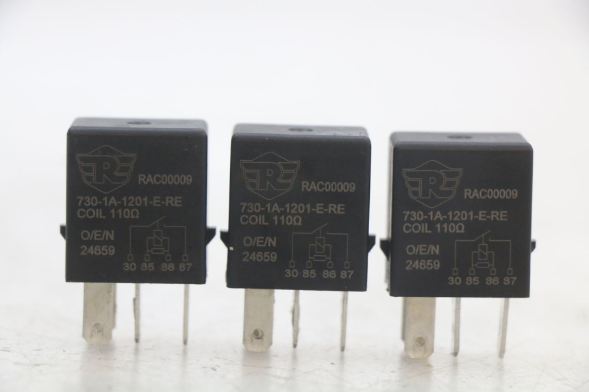 photo de RELAIS ROYAL ENFIELD CONTINENTAL GT 650 (2019 - 2024) - Hauptansicht