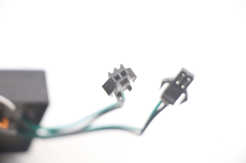 photo de RELAIS JOYOR S10-S-Z 1 - Oberflächenzustand und Material