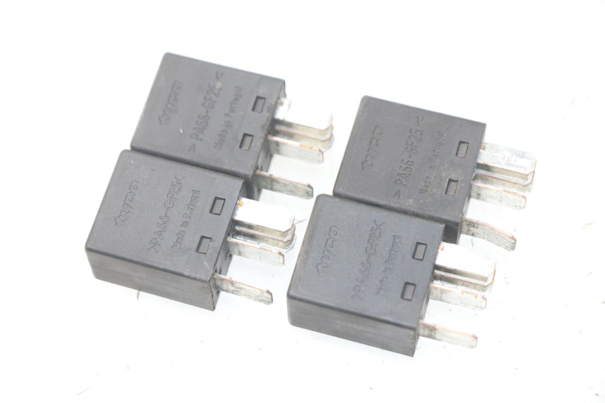 photo de RELAIS PEUGEOT SATELIS 500 (2007 - 2013) - Detailansicht des Bauteils