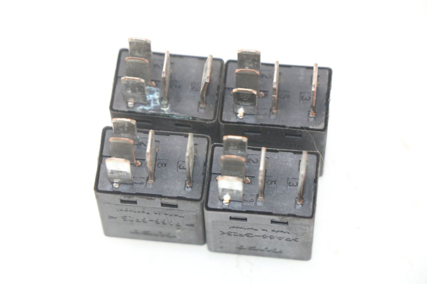 photo de RELAIS PEUGEOT SATELIS 500 (2007 - 2013) - Zoom auf Gebrauchszustand