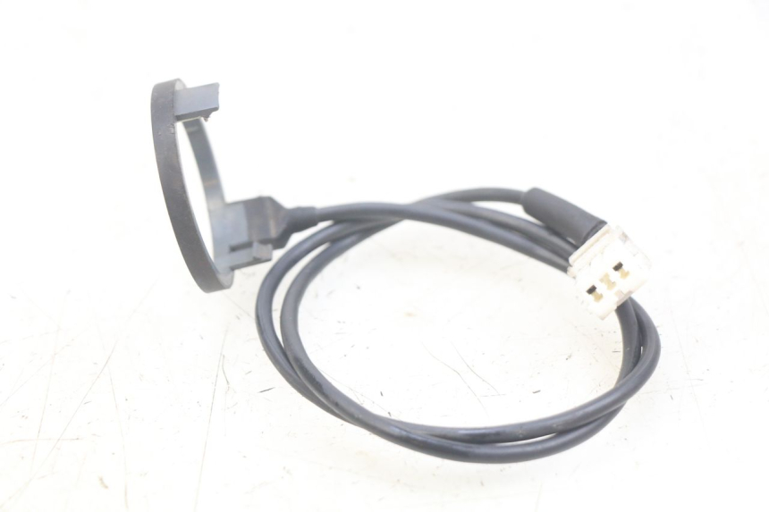 photo de ELEKTRISCHES RELAIS PEUGEOT SATELIS 125 (2010 - 2012) - Detailansicht des Bauteils