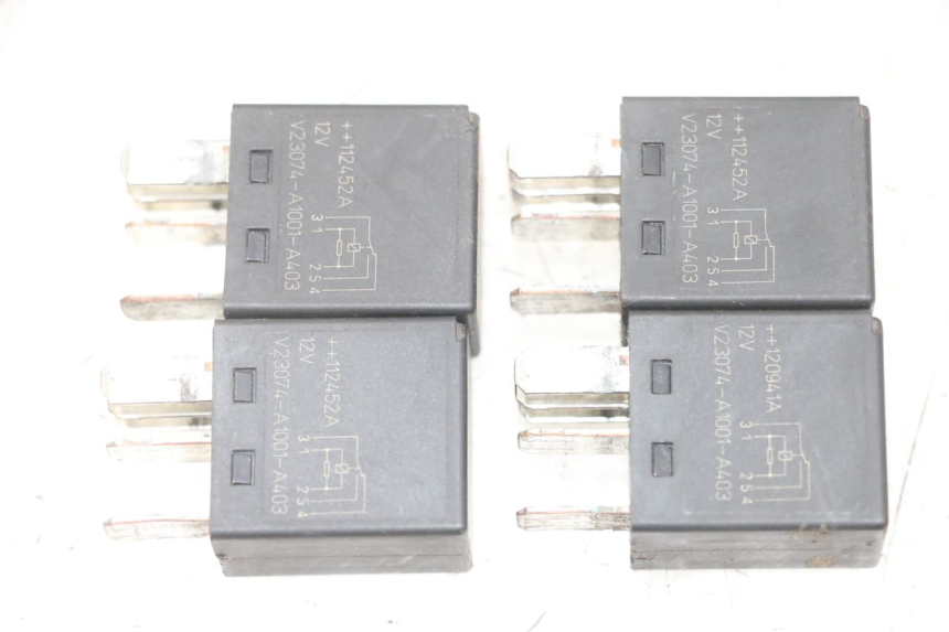 photo de RELAIS PEUGEOT SATELIS 125 (2013 - 2018) - Detailansicht des Bauteils