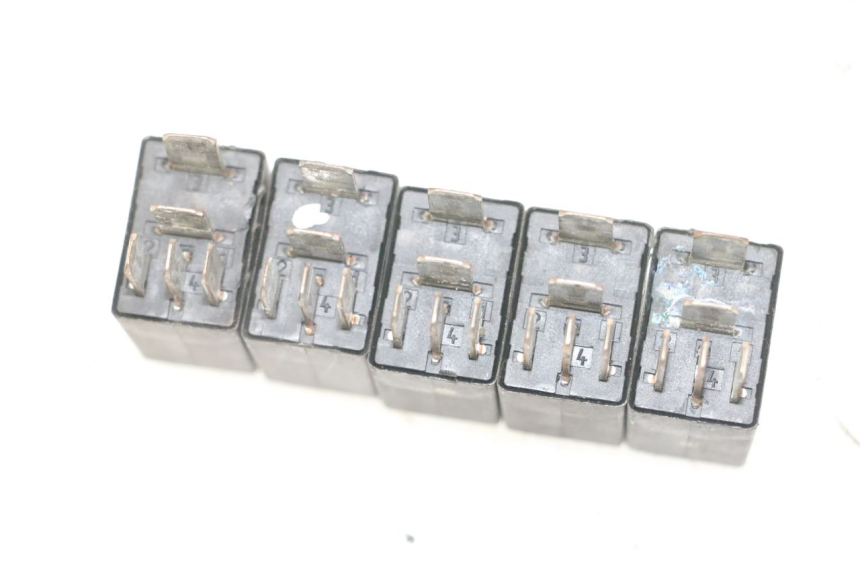 photo de RELAIS PEUGEOT SATELIS 125 (2013 - 2018) - Alternative Perspektive