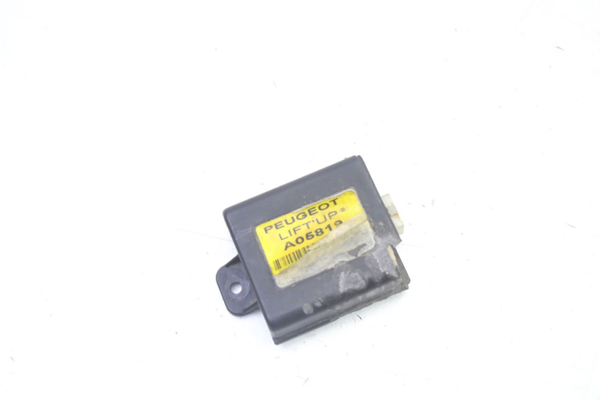 photo de RELAIS PEUGEOT SATELIS 250 (2006 - 2012) - Hauptansicht