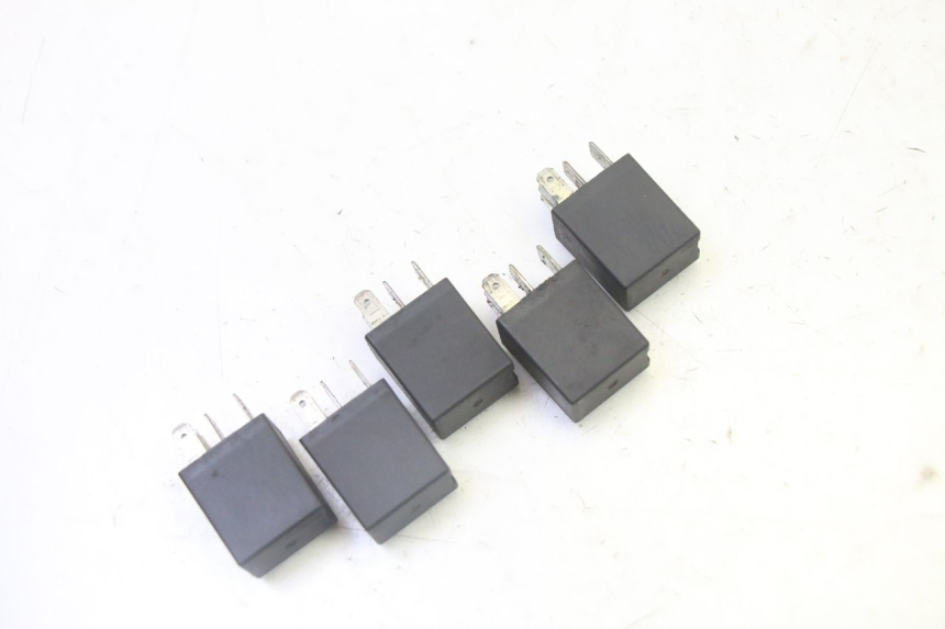 photo de RELAIS PEUGEOT SATELIS 125 (2013 - 2018) - Detailansicht des Bauteils