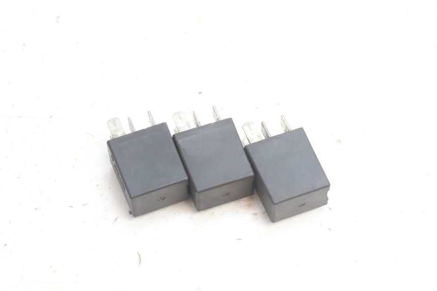 photo de ELEKTRISCHES RELAIS PEUGEOT SATELIS 125 (2006 - 2009) - Zoom auf Gebrauchszustand