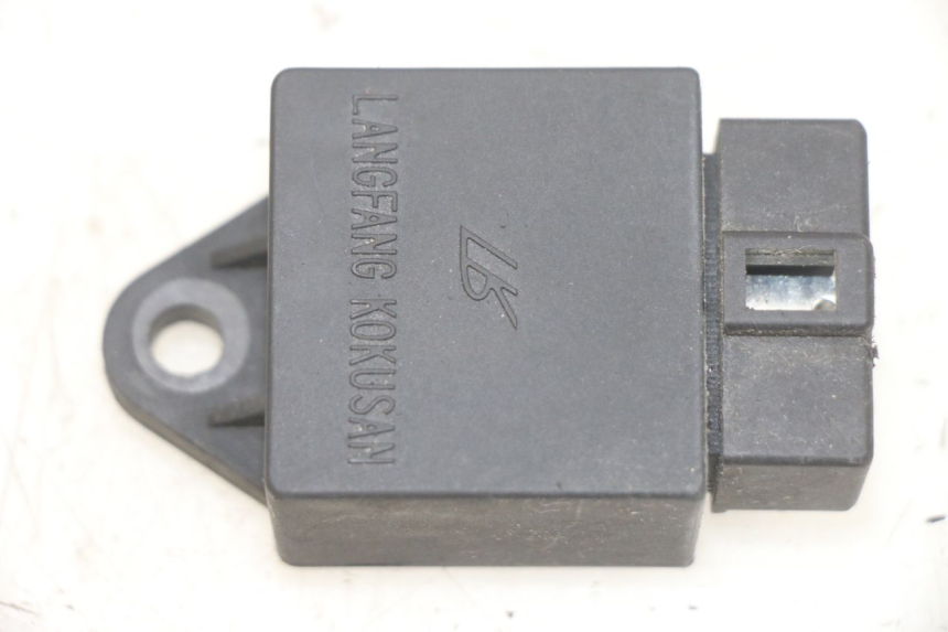 photo de ELEKTRISCHE RELAIS APRILIA SR 2T 50 (2012 - 2017) - Hauptansicht