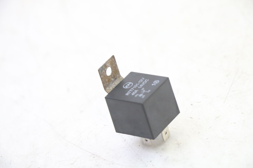 photo de RELAIS HONDA ST PAN EUROPEAN 1300 (2002 - 2013) - Hauptansicht