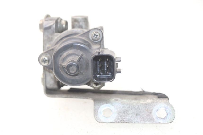 photo de RELAIS SUZUKI SV S ABS 650 (2003 - 2009) - Zoom auf Gebrauchszustand