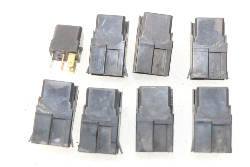 photo de ELEKTRISCHE RELAIS YAMAHA TDM ABS 900 (2002 - 2014) - Hauptansicht