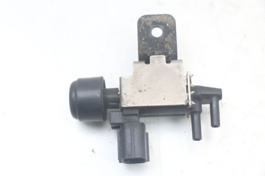 photo de ELEKTRISCHE RELAIS YAMAHA TDM ABS 900 (2002 - 2014) - Detailansicht des Bauteils