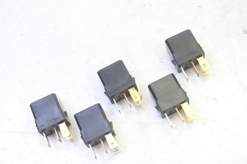 photo de ELEKTRISCHE RELAIS YAMAHA TDM ABS 900 (2002 - 2014) - Hauptansicht