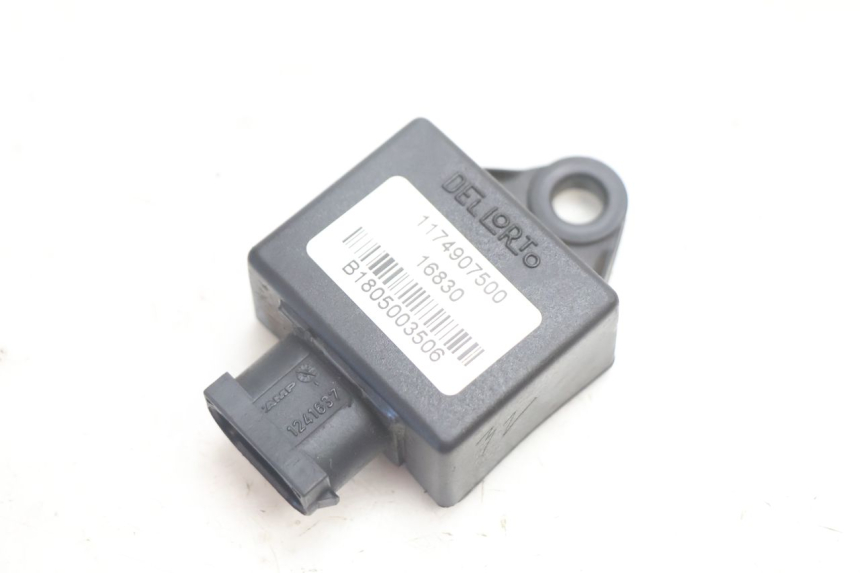 photo de RELAIS PEUGEOT TREKKER TKR 50 (2005 - 2014) - Hauptansicht