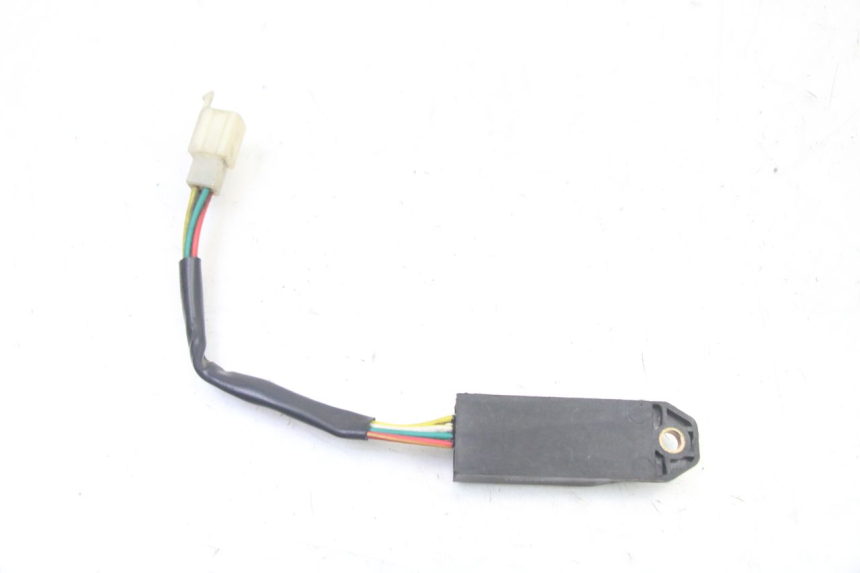 photo de ELEKTRISCHE RELAIS PEUGEOT TWEET 4T 50 (2014 - 2019) - Alternative Perspektive