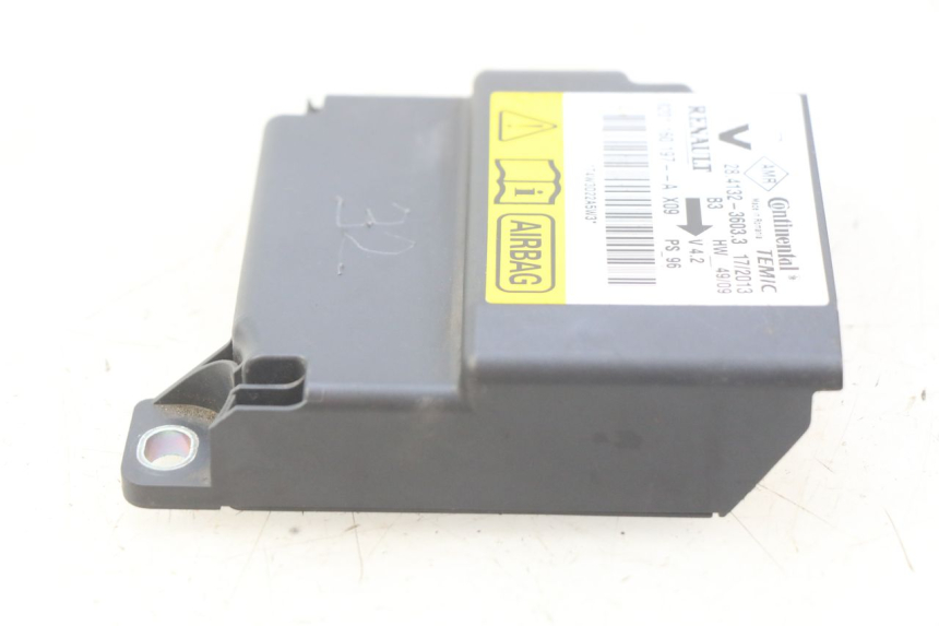 photo de RELAIS RENAULT TWIZY 45 (2012 - 2019) - Alternative Perspektive