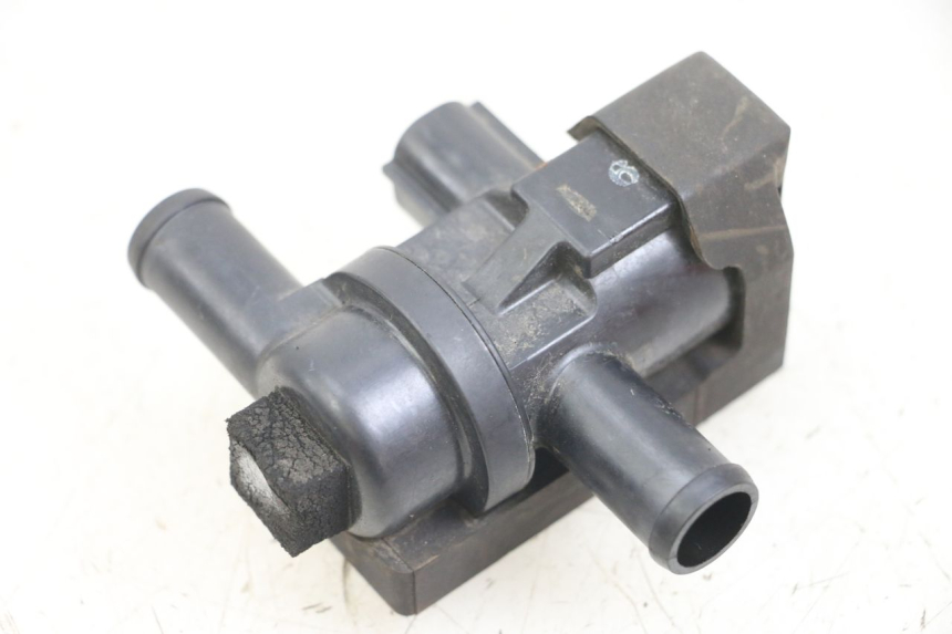 photo de ELEKTRISCHE RELAIS KAWASAKI VERSYS ABS 650 (2015 - 2018) - Hauptansicht