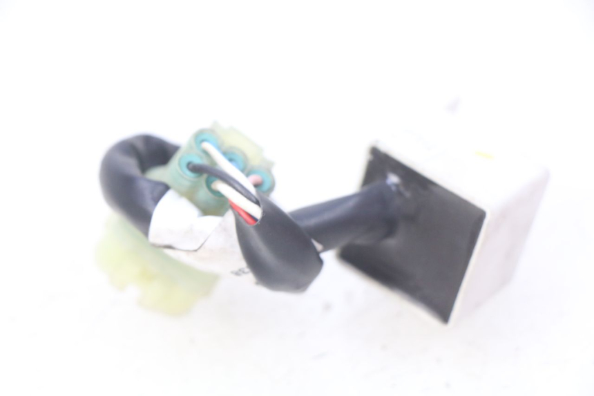 photo de ELEKTRISCHES RELAIS PIAGGIO VESPA GTS IGET ABS 125 (2017 - 2023) - Detailansicht des Bauteils