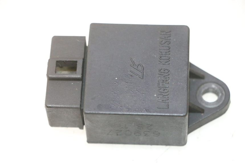 photo de ELEKTRISCHES RELAIS PIAGGIO VESPA LX 2T 50 (2005 - 2013) - Hauptansicht