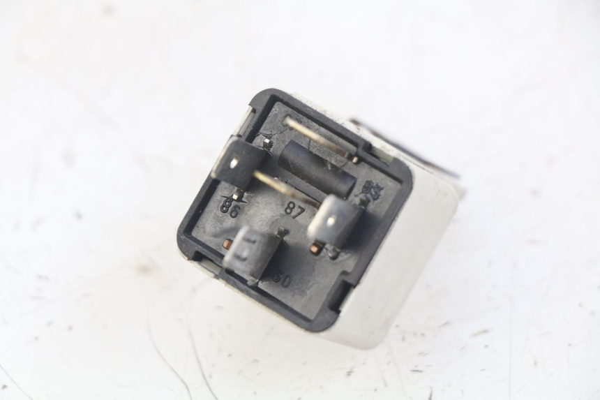 photo de ELEKTRISCHE RELAIS PIAGGIO VESPA LXV 125 (2006 - 2009) - Zoom auf Gebrauchszustand