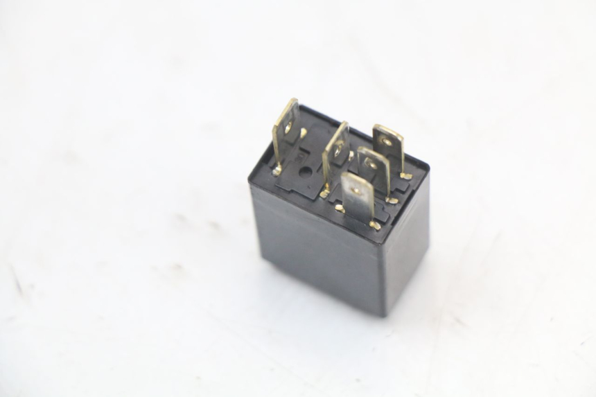 photo de RELAIS PIAGGIO VESPA PRIMAVERA 4T 50 (2021 - 2024) - Detailansicht des Bauteils