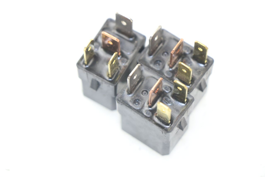 photo de RELAIS YAMAHA XMAX X-MAX ABS 125 (2014 - 2016) - Detailansicht des Bauteils