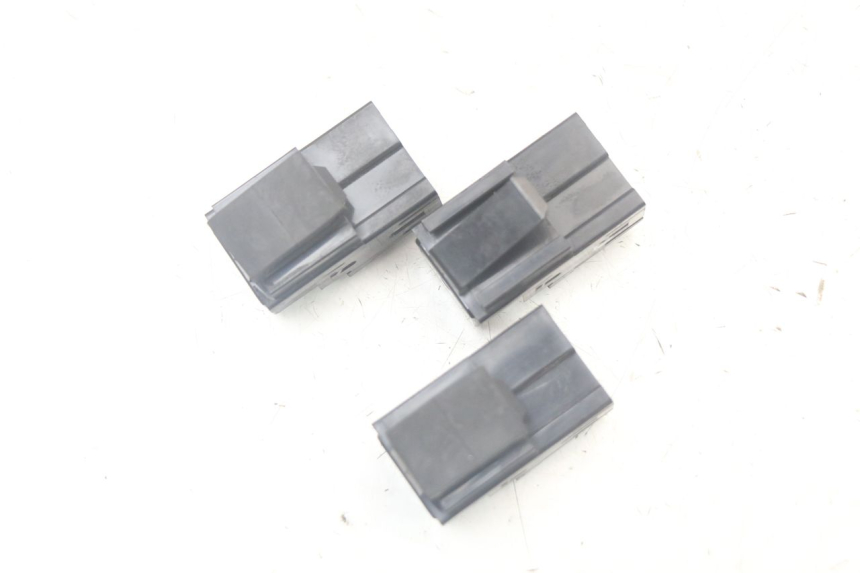 photo de ELEKTRISCHE RELAIS YAMAHA XMAX X-MAX ABS 125 (2017 - 2020) - Zoom auf Gebrauchszustand