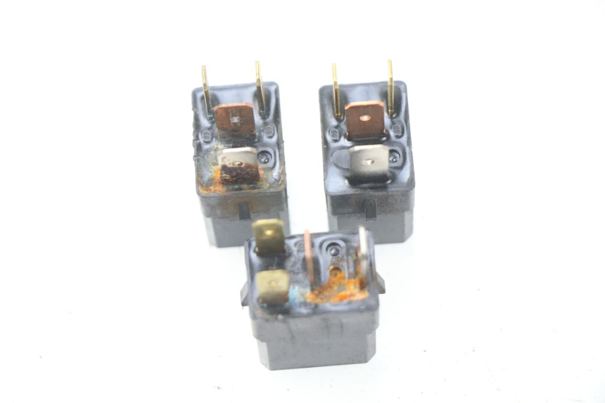 photo de ELEKTRISCHE RELAIS YAMAHA XMAX X-MAX 125 (2006 - 2009) - Zoom auf Gebrauchszustand