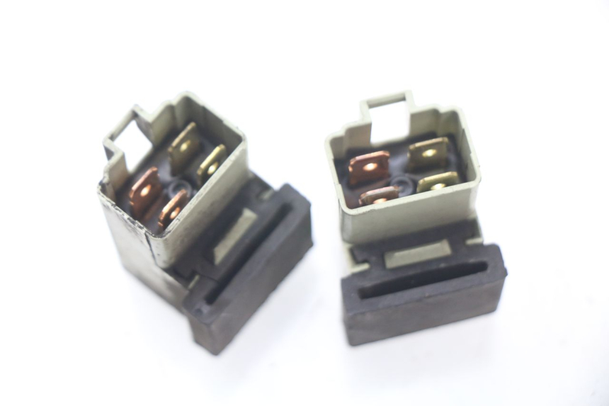 photo de ELEKTRISCHES RELAIS YAMAHA X-MAX XMAX 125 (2010 - 2013) - Zoom auf Gebrauchszustand