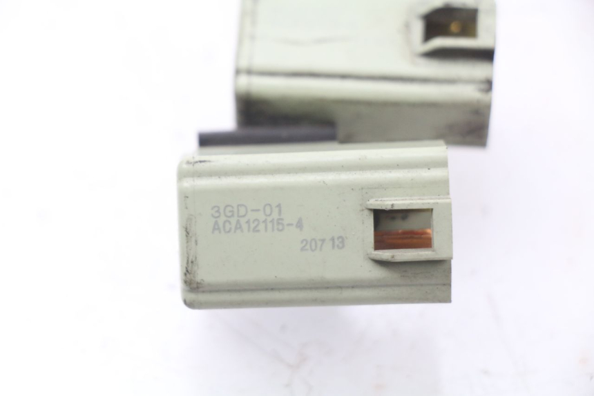 photo de ELEKTRISCHES RELAIS YAMAHA X-MAX XMAX 125 (2010 - 2013) - Alternative Perspektive