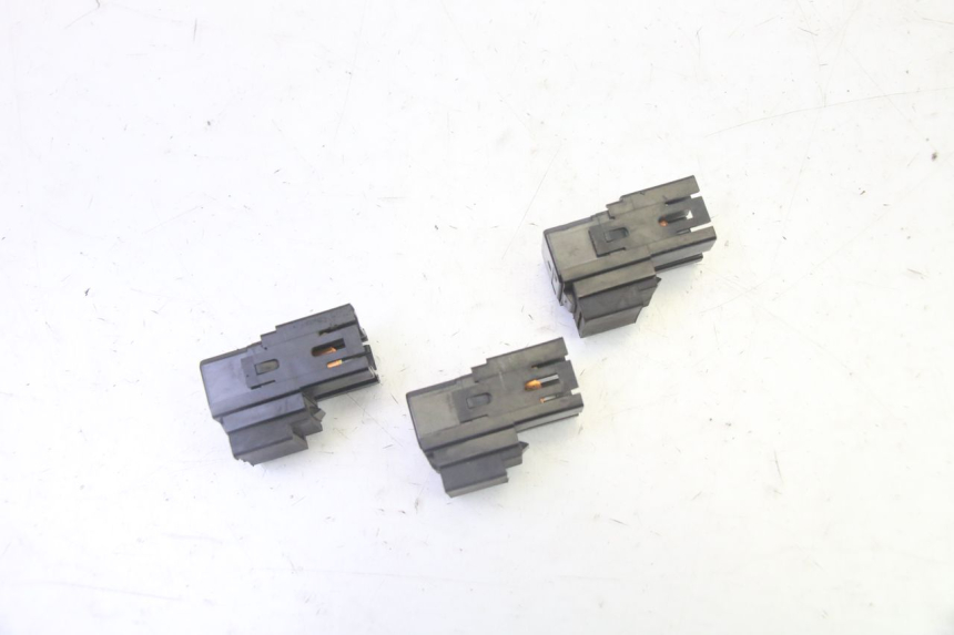 photo de ELEKTRISCHES RELAIS YAMAHA X-MAX XMAX 125 (2010 - 2013) - Hauptansicht