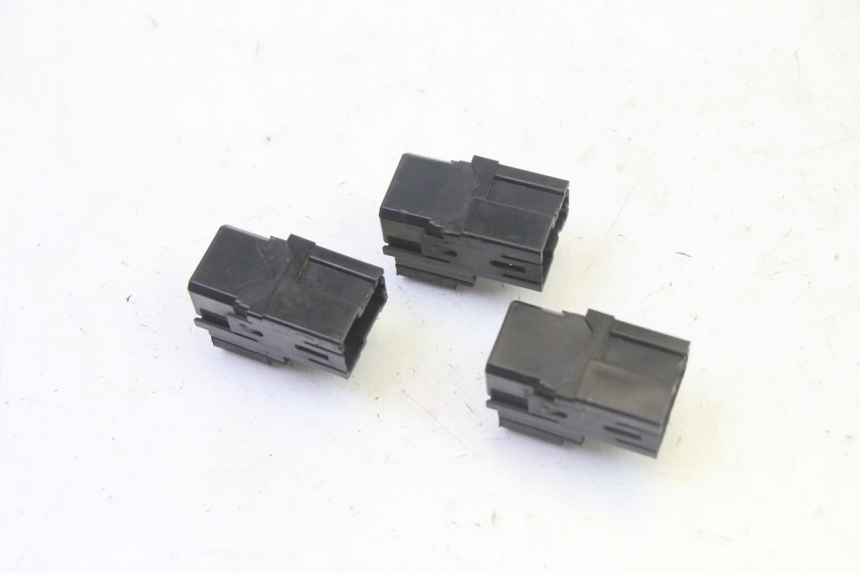 photo de ELEKTRISCHES RELAIS YAMAHA X-MAX XMAX 125 (2010 - 2013) - Zoom auf Gebrauchszustand