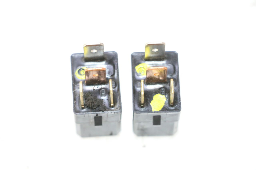 photo de ELEKTRISCHES RELAIS YAMAHA X-MAX XMAX 125 (2010 - 2013) - Detailansicht des Bauteils