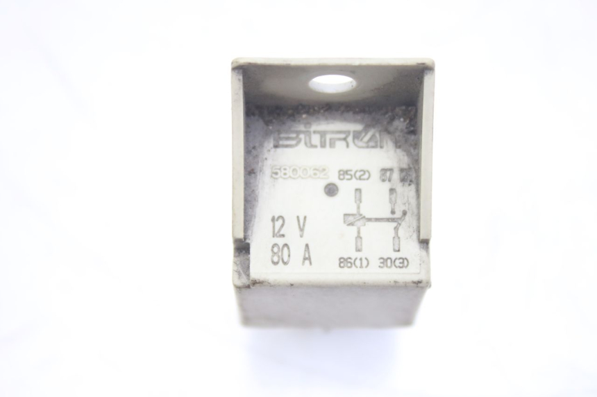 photo de ELEKTRISCHE RELAIS PIAGGIO X9 EVOLUTION 500 (2003 - 2005) - Detailansicht des Bauteils