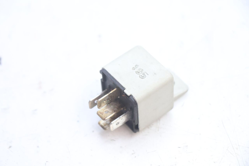 photo de ELEKTRISCHE RELAIS PIAGGIO X9 EVOLUTION 125 (2003 - 2007) - Alternative Perspektive
